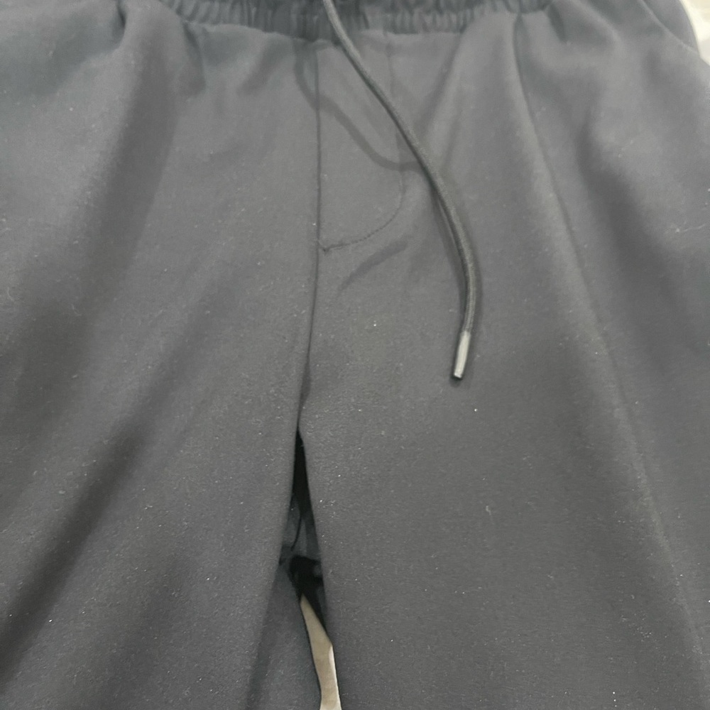 Bundle of 2 Old navy jogger very soft material black and gray - Picture 8 of 16